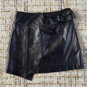 Genuine leather skirt